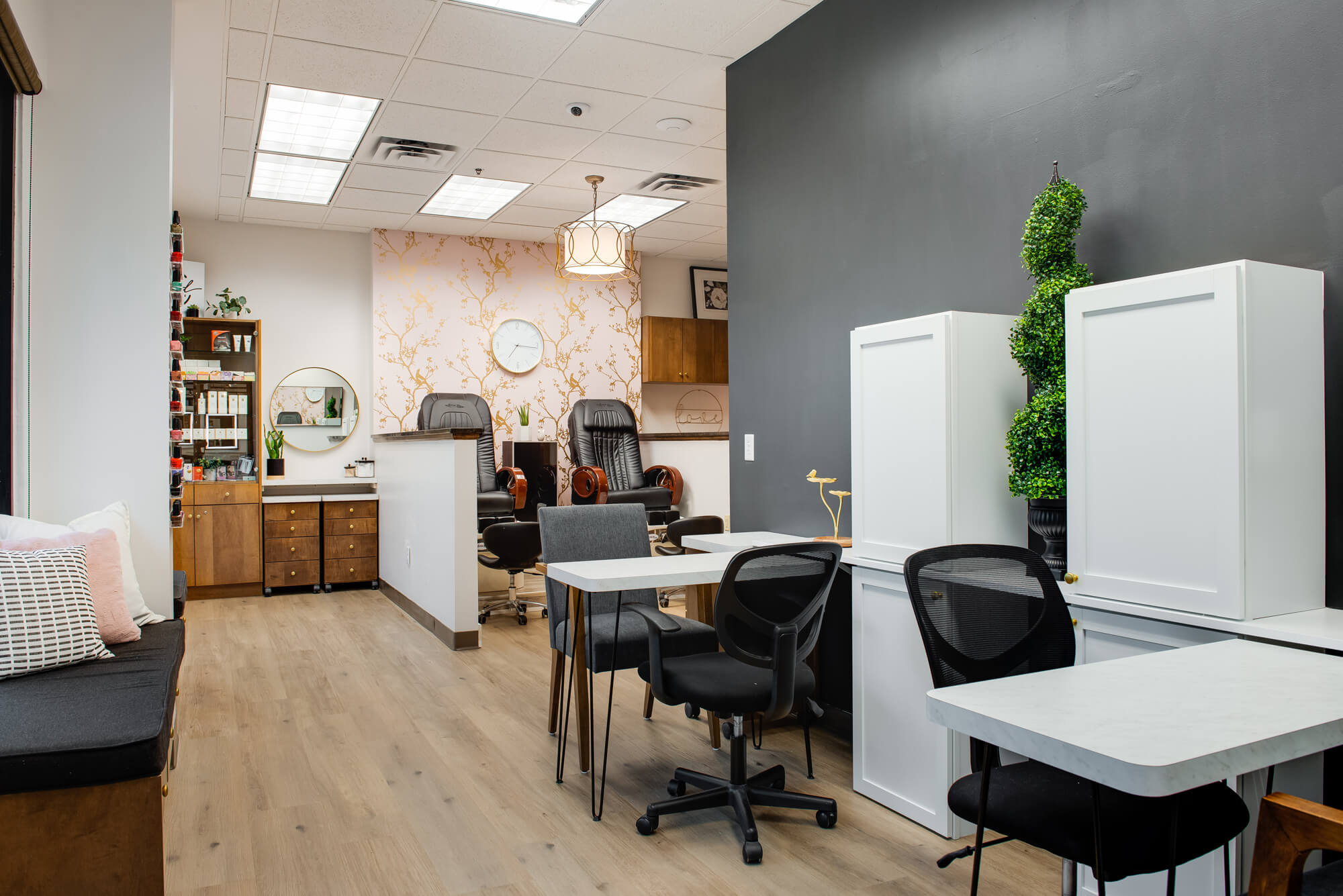 The Hair District - St. Louis Park Location